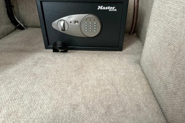 MISS VERMONT 32ft Nordic Tugs Yacht For Sale