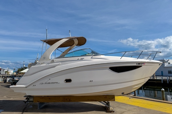 26-ft-Regal-2020-26 Express-St. Petersburg Florida United States yacht for sale