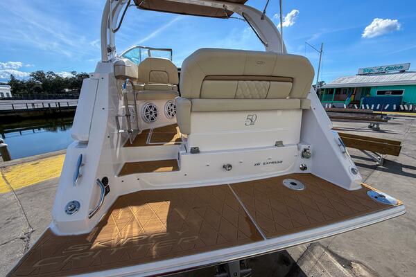 27ft Regal Yacht For Sale