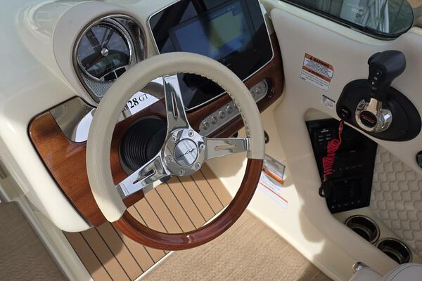 28ft Chris Craft Yacht For Sale