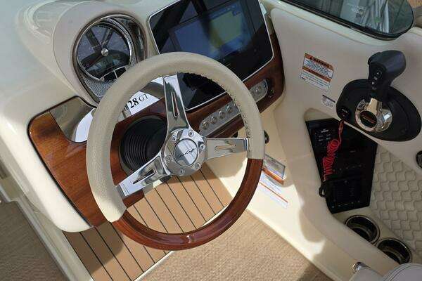 2023 Chris-Craft 28