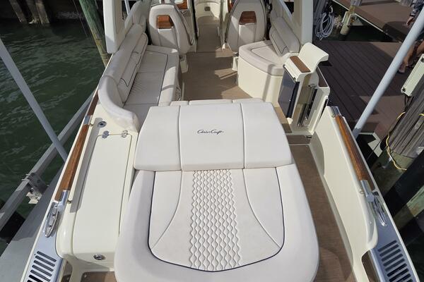 28ft Chris Craft Yacht For Sale