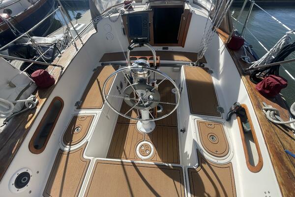 Inamorata 36ft Pearson Yacht For Sale