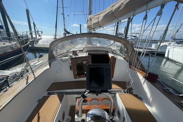 Inamorata 36ft Pearson Yacht For Sale