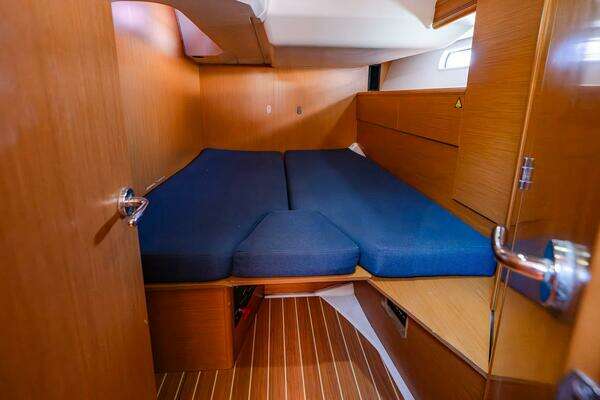 Jeanneau Sun Odyssey 53 Yacht For Sale