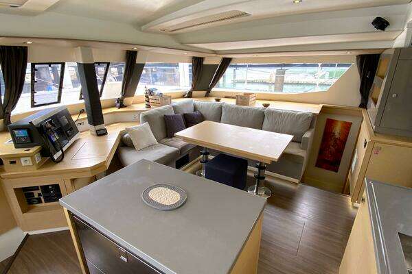 Fountaine Pajot Saba 50 Maestro Yacht For Sale