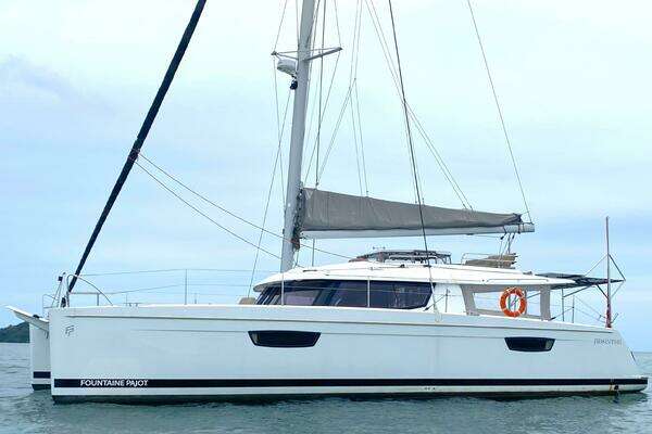 Fountaine Pajot Saba 50 Maestro Yacht For Sale