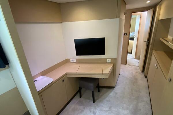 Absinthe 49ft Fountaine Pajot Yacht For Sale