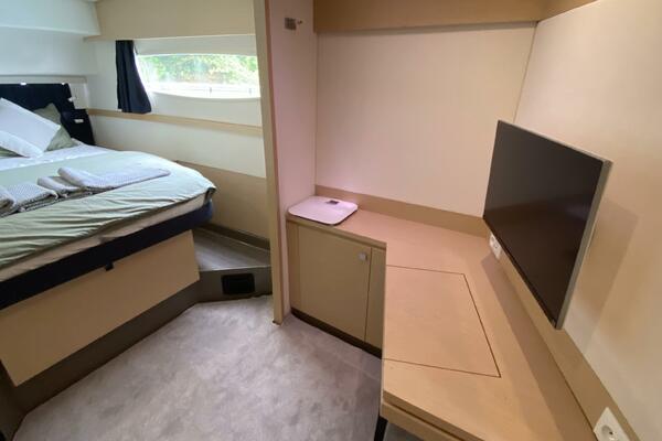 Absinthe 49ft Fountaine Pajot Yacht For Sale