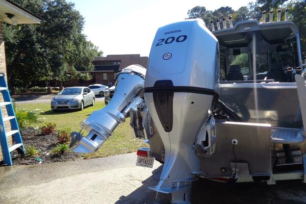 25ft Hewes Yacht For Sale