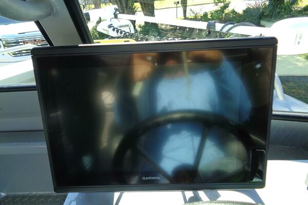 25ft Hewes Yacht For Sale