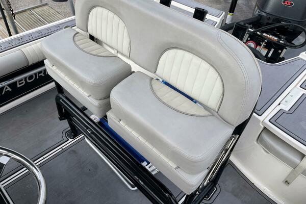 22ft Sea Born Yacht For Sale