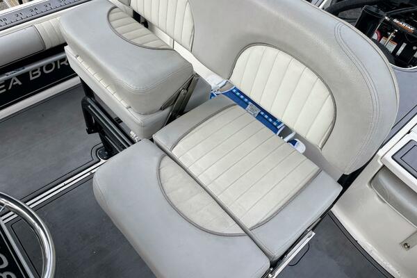 22ft Sea Born Yacht For Sale