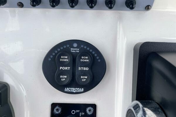 22ft Sea Born Yacht For Sale