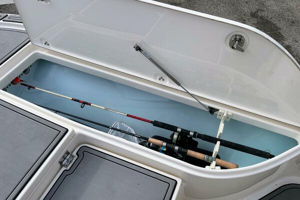 22ft Sea Born Yacht For Sale