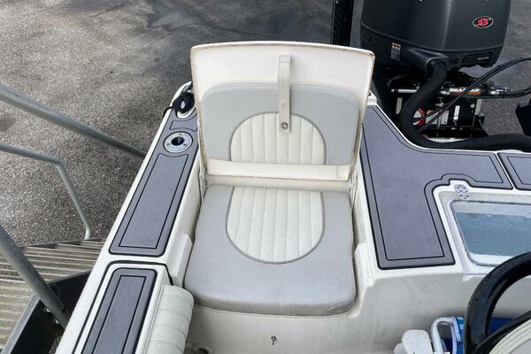 22ft Sea Born Yacht For Sale