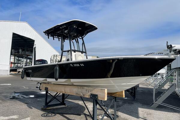 22ft Sea Born Yacht For Sale