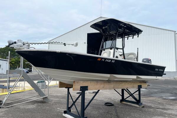 22ft Sea Born Yacht For Sale