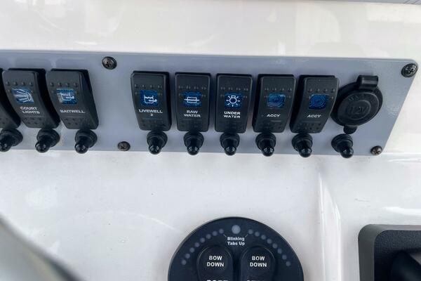 22ft Sea Born Yacht For Sale