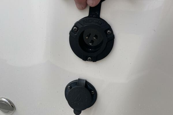 22ft Sea Born Yacht For Sale