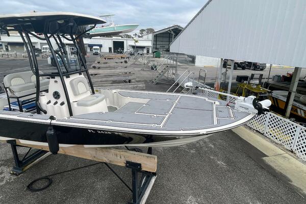 22ft Sea Born Yacht For Sale