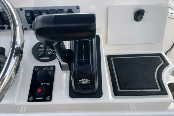 22ft Sea Born Yacht For Sale