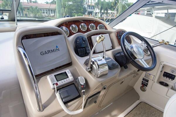 Nauti Yachty 37ft Sea Ray Yacht For Sale