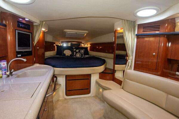 Photo of the 2007 Sea Ray 340 Sundancer "Nauti Yachty"