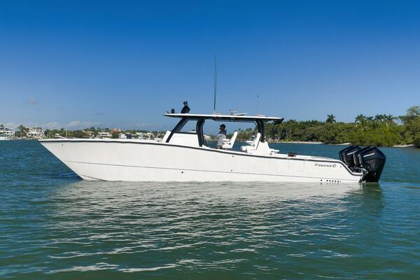 GULFSTREAMER 43ft Freeman Yacht For Sale