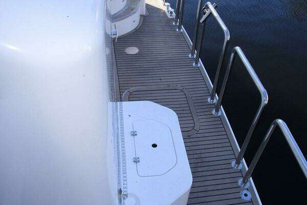 Hargrave FB with Hardtop Yacht For Sale