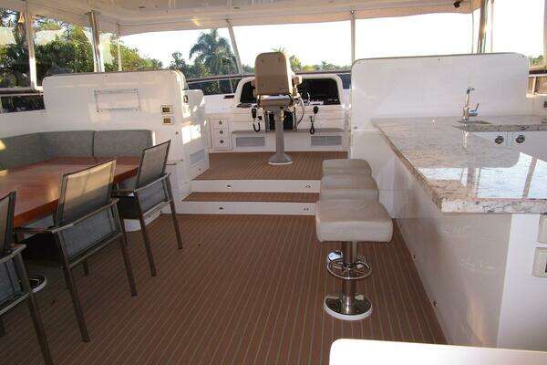 Hargrave FB with Hardtop Yacht For Sale