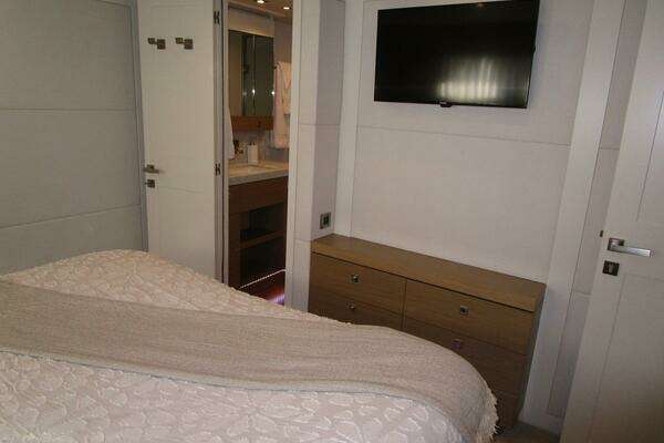 Hargrave FB with Hardtop Yacht For Sale