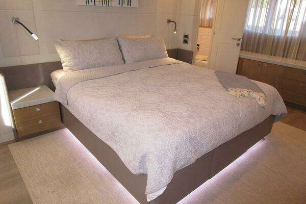 Hargrave FB with Hardtop Yacht For Sale