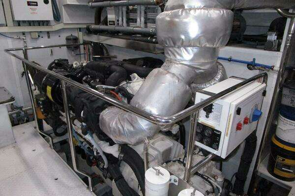 Hargrave FB with Hardtop Yacht For Sale