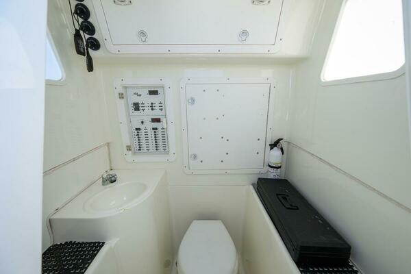 PENELOPE 39ft SeaVee Yacht For Sale