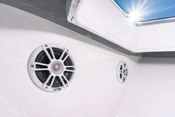 Pair Customs 34 Deep V Yacht For Sale