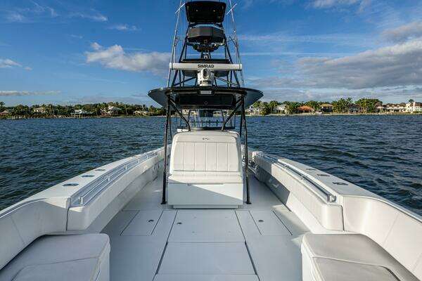 Contender 44 ST Yacht For Sale