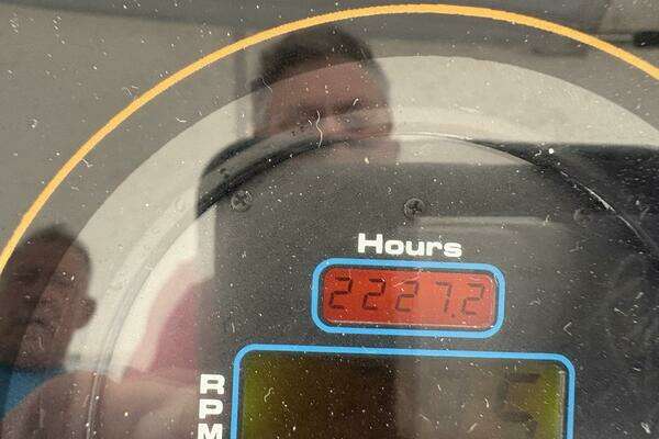 Photo of the 2001 Ocean Yachts 40 Express Bridge "Andiamo"