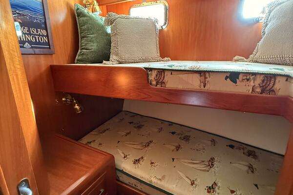 Ocean Alexander 486 Pilothouse Yacht For Sale