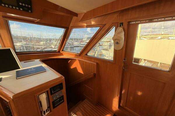 Ocean Alexander 486 Pilothouse Yacht For Sale