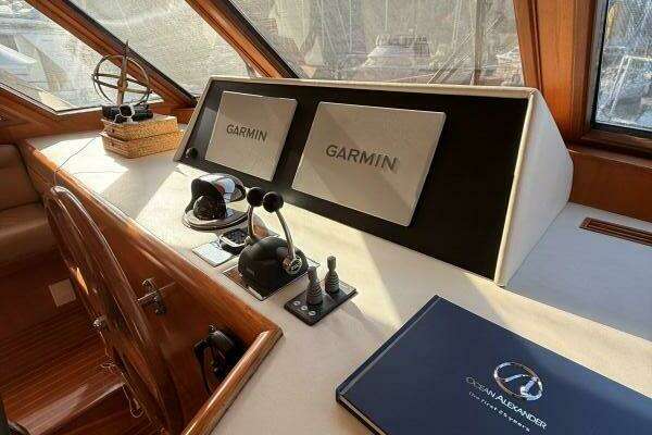 Ocean Alexander 486 Pilothouse Yacht For Sale