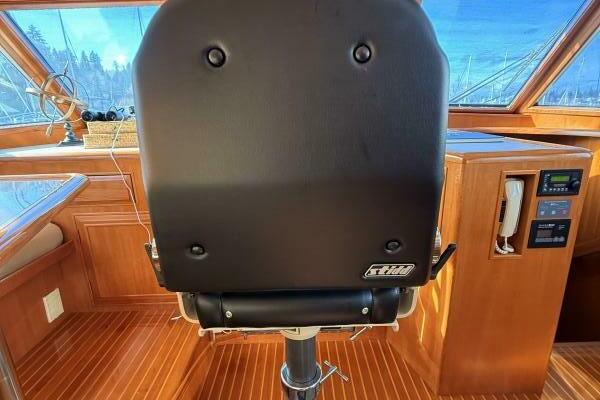 ISLAND GIRL 48ft Ocean Alexander Yacht For Sale