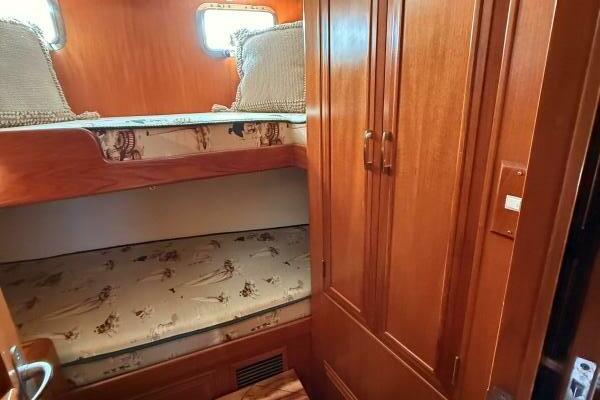 ISLAND GIRL 48ft Ocean Alexander Yacht For Sale