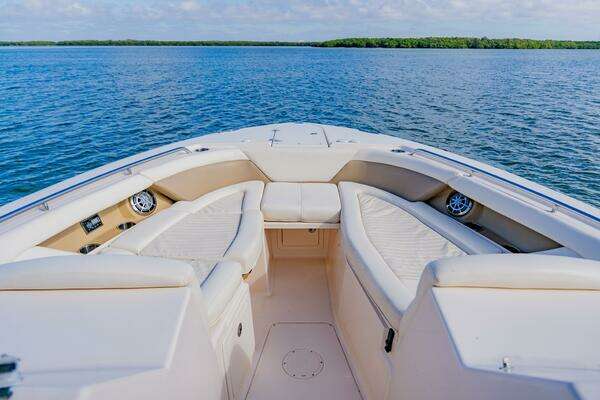 Grady-White 335 Freedom Yacht For Sale