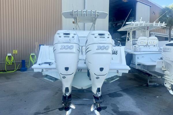 32ft SeaVee Yacht For Sale