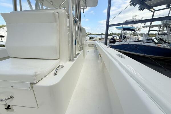 32ft SeaVee Yacht For Sale