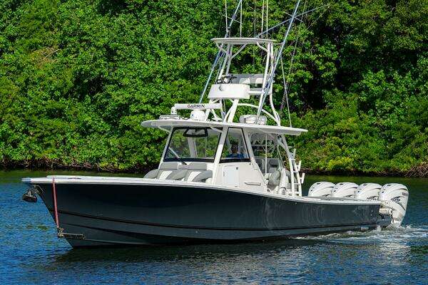 Regulator 41 Yacht For Sale