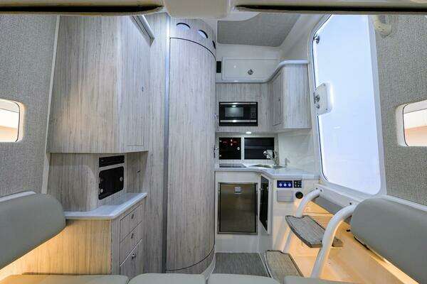 Regulator 41 Yacht For Sale