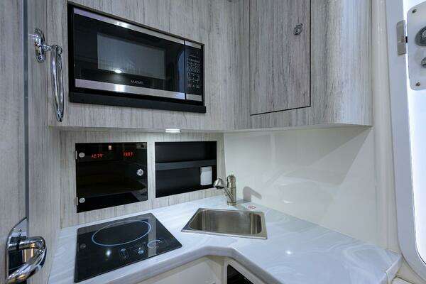 Regulator 41 Yacht For Sale