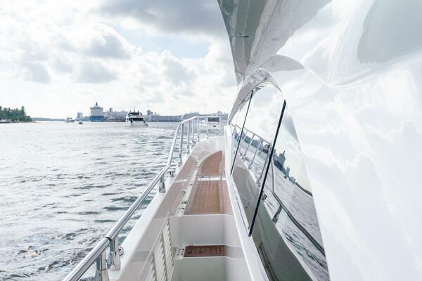 MAGIC MOMENTS 59ft Marquis Yacht For Sale